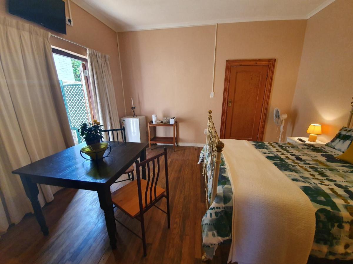 403 Main Road Accommodation Hermanus Bagian luar foto
